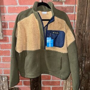 Columbia Sherpa/fleece pullover.